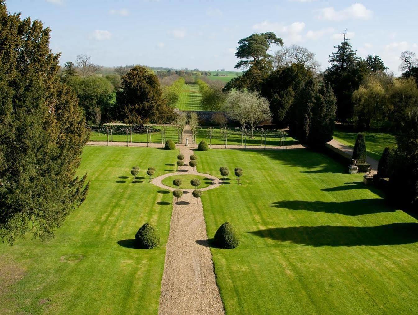 Chicheley Hall Dış mekan fotoğraf